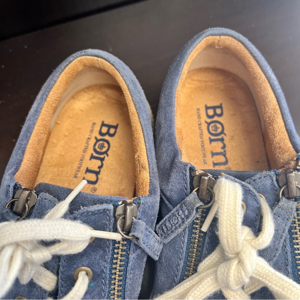 Born Paloma Sneaker in Navy Size 9 - Picture 5 of 8